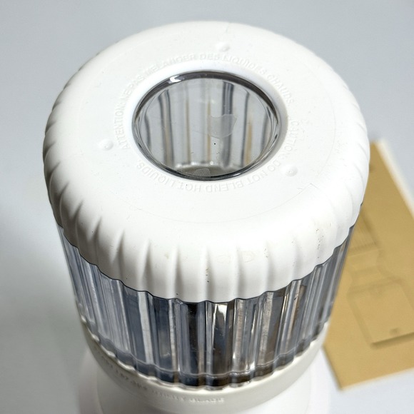 Beast Health Blender Model B10 White‎ 1000 Watt Motor with Manual - Picture 3 of 10